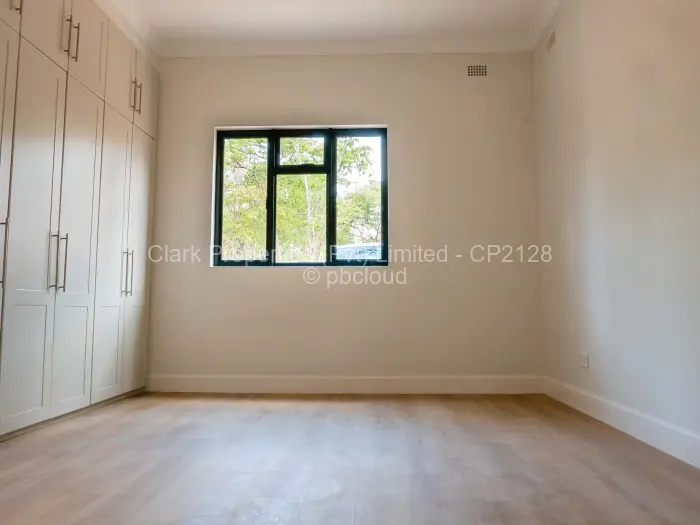 Townhouse/Cluster for Sale in Chisipite, Harare