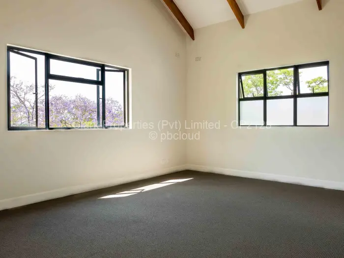 Townhouse/Cluster for Sale in Chisipite, Harare