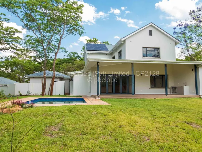 Townhouse/Cluster for Sale in Chisipite, Harare