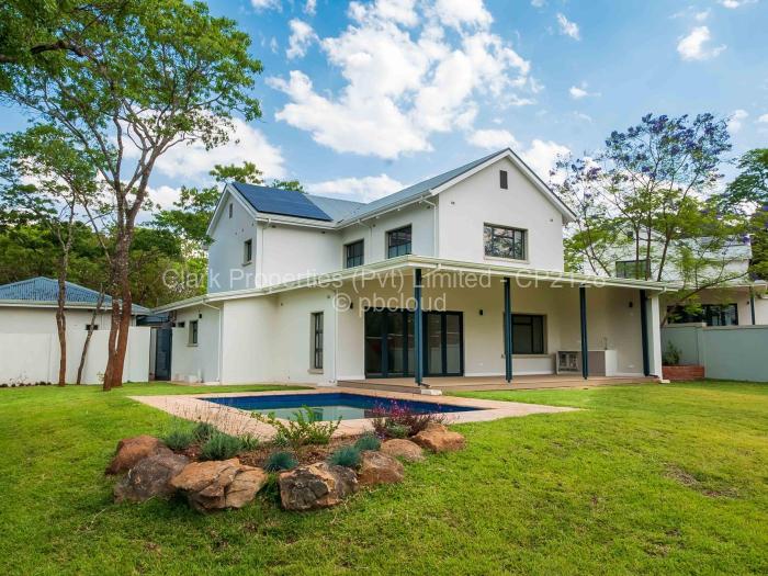 Townhouse/Cluster for Sale in Chisipite, Harare