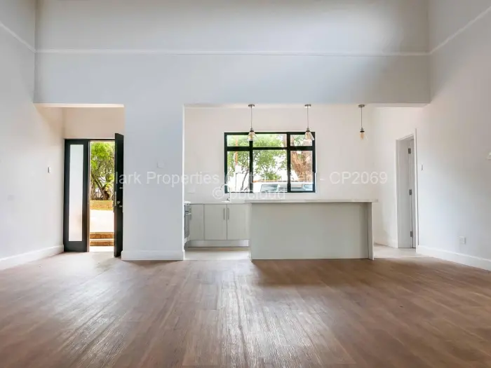 Townhouse/Cluster for Sale in Chisipite, Harare