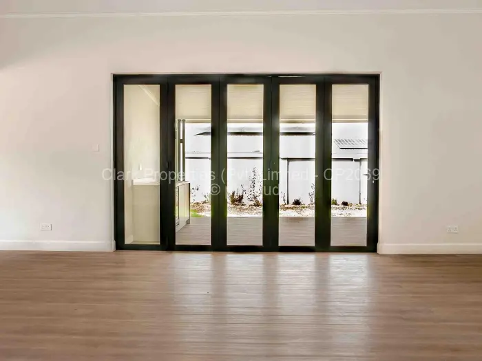 Townhouse/Cluster for Sale in Chisipite, Harare