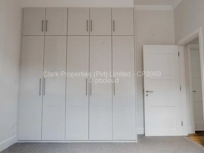 Townhouse/Cluster for Sale in Chisipite, Harare