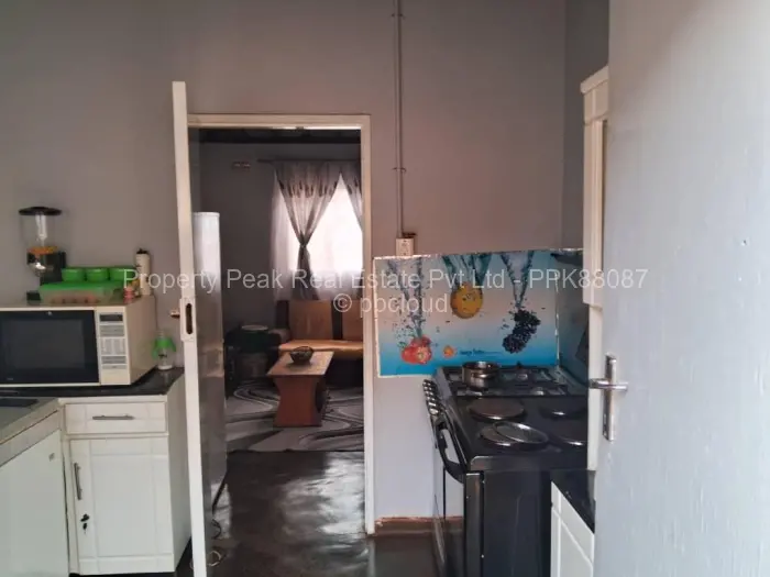 2 Bedroom House for Sale in Kuwadzana, Harare