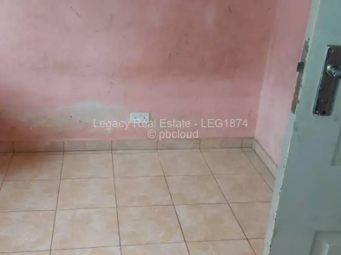 4 Bedroom House for Sale in Glen View, Harare