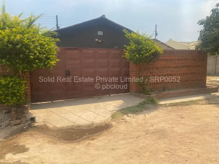 4 Bedroom House for Sale in Chitungwiza, Chitungwiza