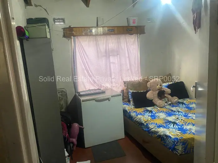 4 Bedroom House for Sale in Chitungwiza, Chitungwiza