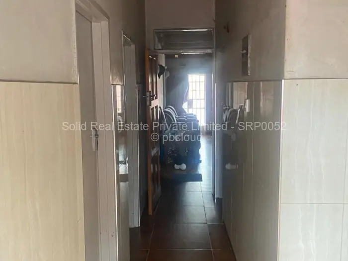 4 Bedroom House for Sale in Chitungwiza, Chitungwiza