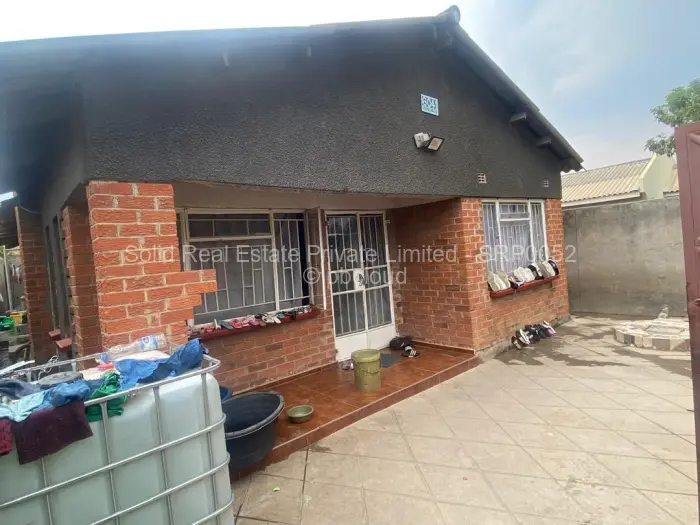 4 Bedroom House for Sale in Chitungwiza, Chitungwiza