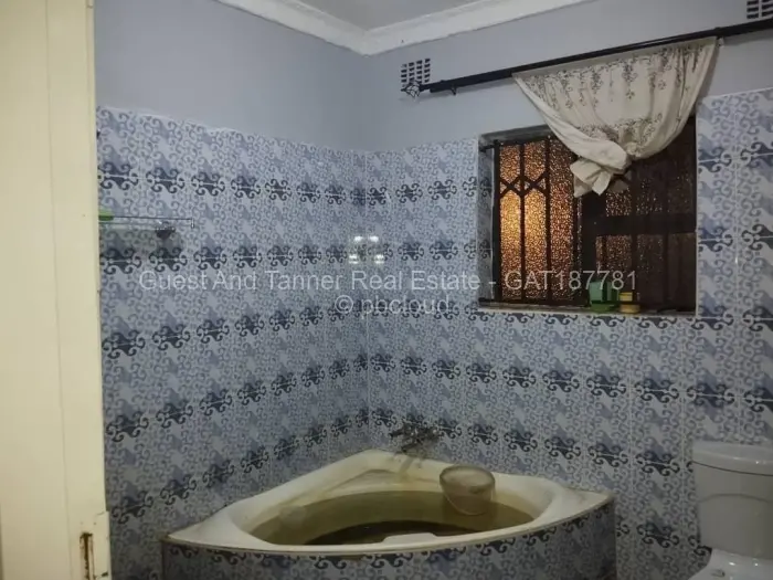 4 Bedroom House for Sale in Madokero Estates, Harare