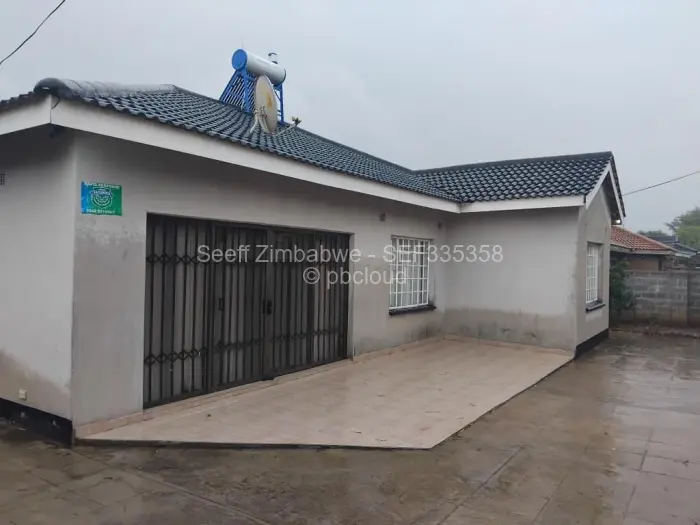 3 Bedroom House for Sale in Selbourne Park, Bulawayo