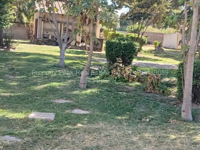 5 Bedroom House for Sale in Hatfield, Harare