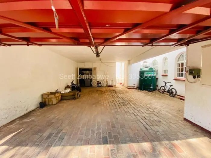 Townhouse/Cluster for Sale in Avondale, Harare