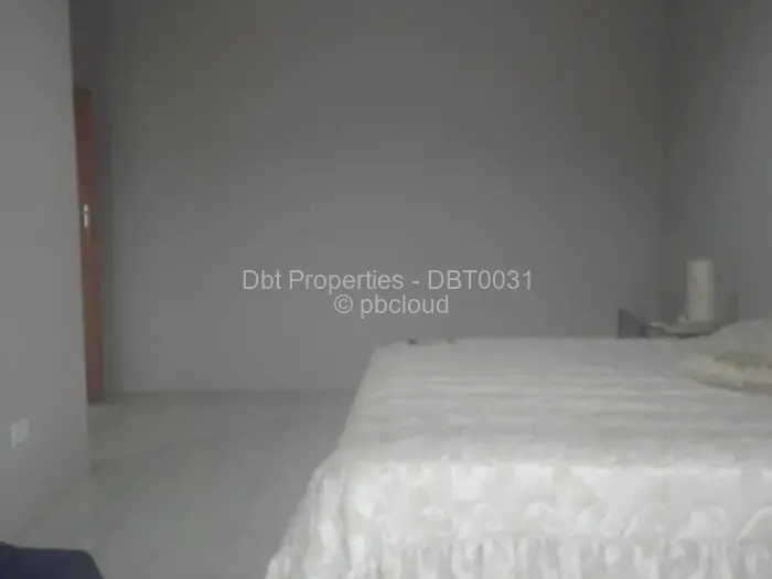 4 Bedroom House to Rent in Borrowdale