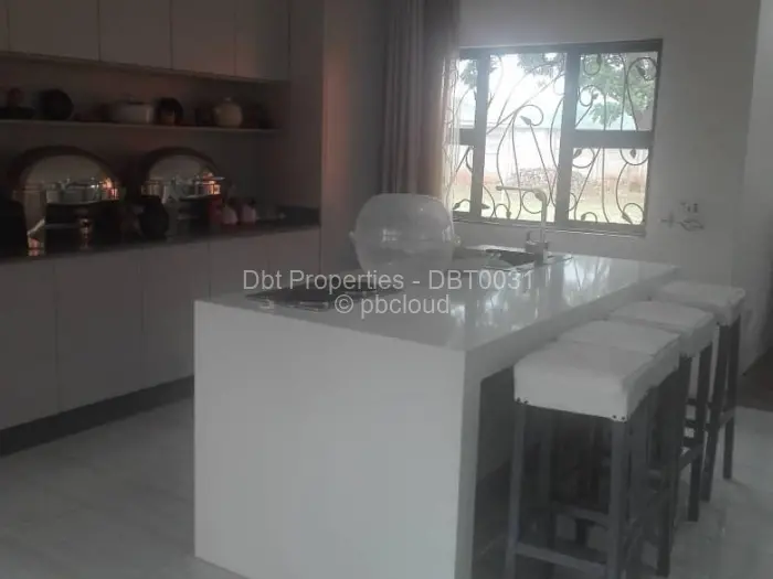 4 Bedroom House to Rent in Borrowdale