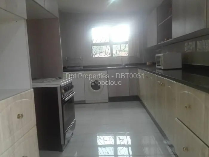 4 Bedroom House to Rent in Borrowdale