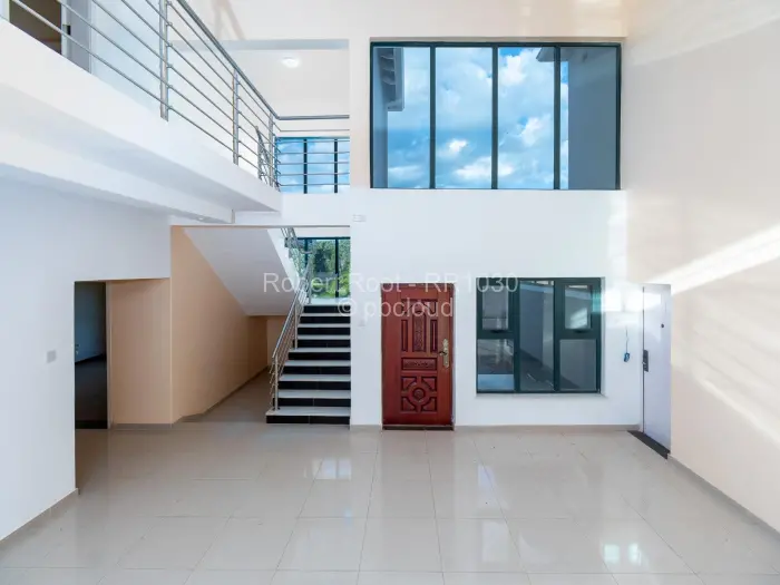 Townhouse/Cluster for Sale in Chisipite, Harare