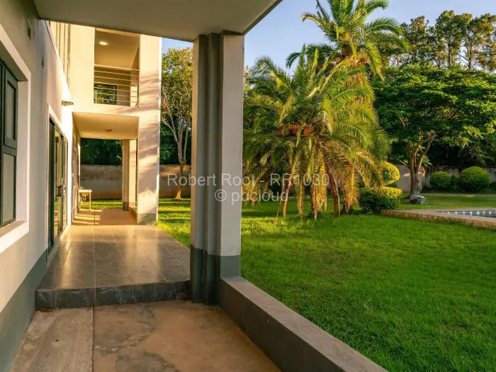 Townhouse/Cluster for Sale in Chisipite, Harare