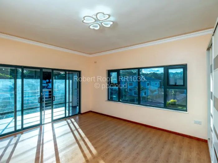 Townhouse/Cluster for Sale in Chisipite, Harare