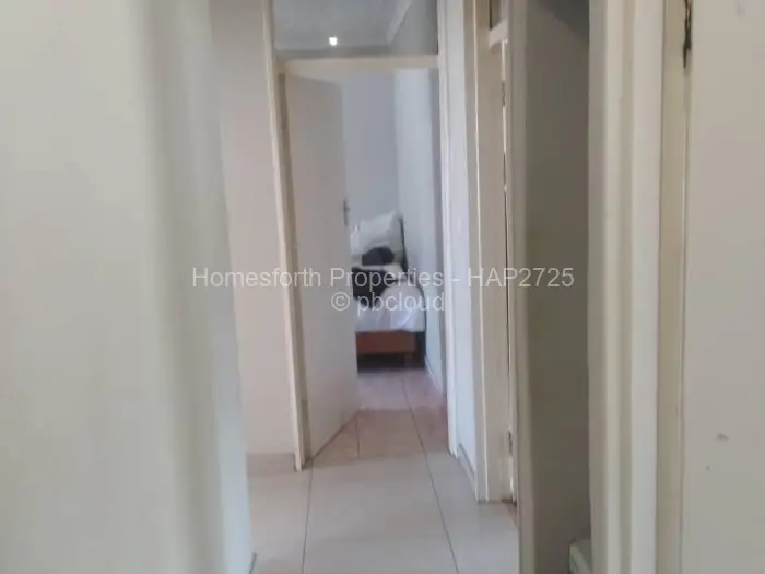 3 Bedroom House for Sale in Whitecliff, Harare