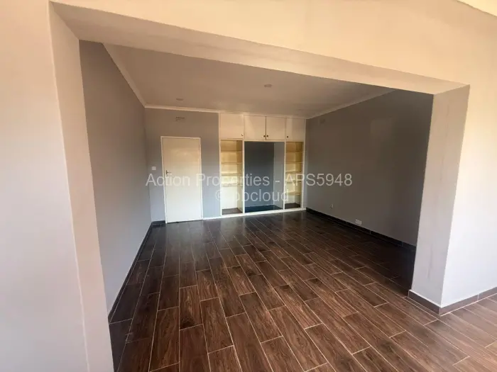 Commercial Property to Rent in Kamfinsa