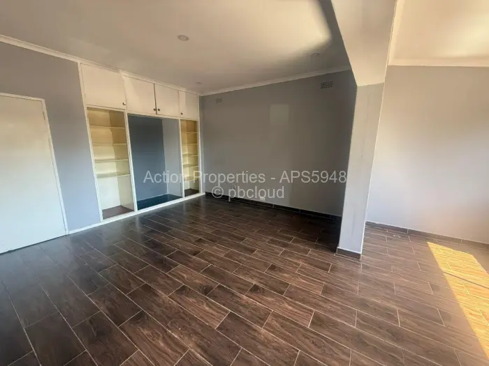 Commercial Property to Rent in Kamfinsa