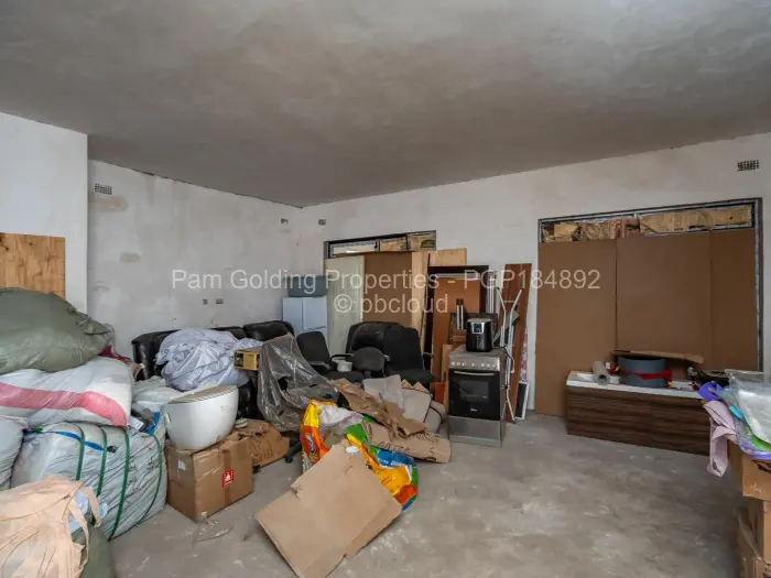 Townhouse/Complex/Cluster for Sale in Greendale, Harare