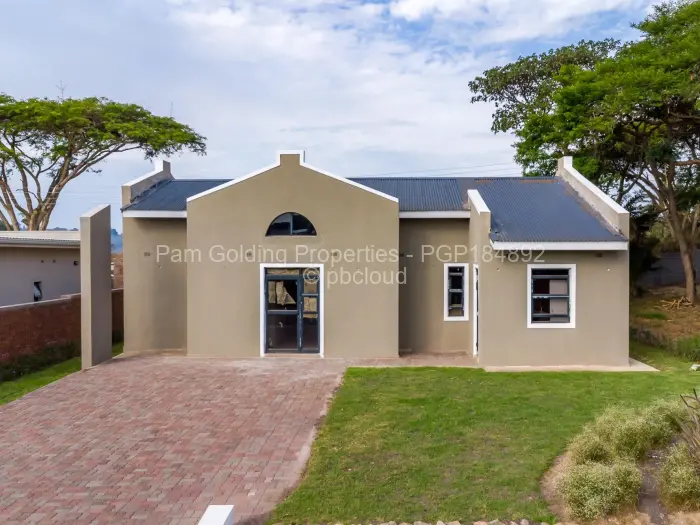 Townhouse/Complex/Cluster for Sale in Greendale, Harare