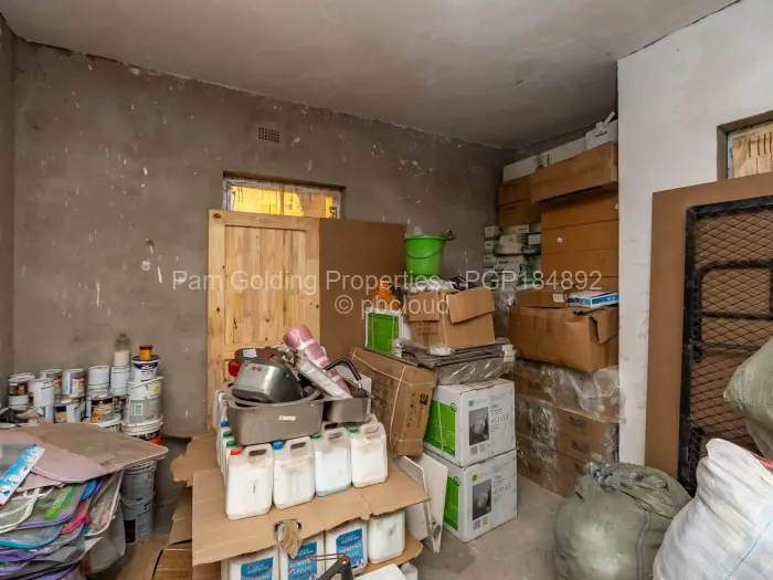 Townhouse/Complex/Cluster for Sale in Greendale, Harare