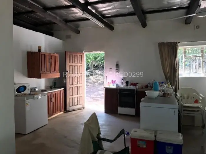 3 Bedroom House for Sale in Milibizi, Kariba