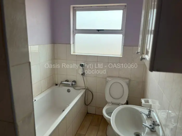 4 Bedroom House to Rent in Mount Pleasant Heights