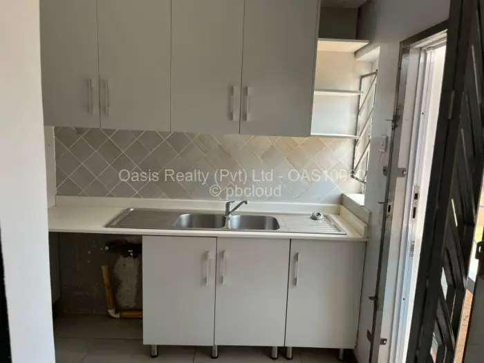 4 Bedroom House to Rent in Mount Pleasant Heights