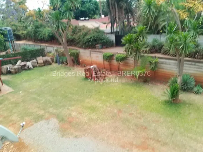 Flat/Apartment to Rent in Avondale West