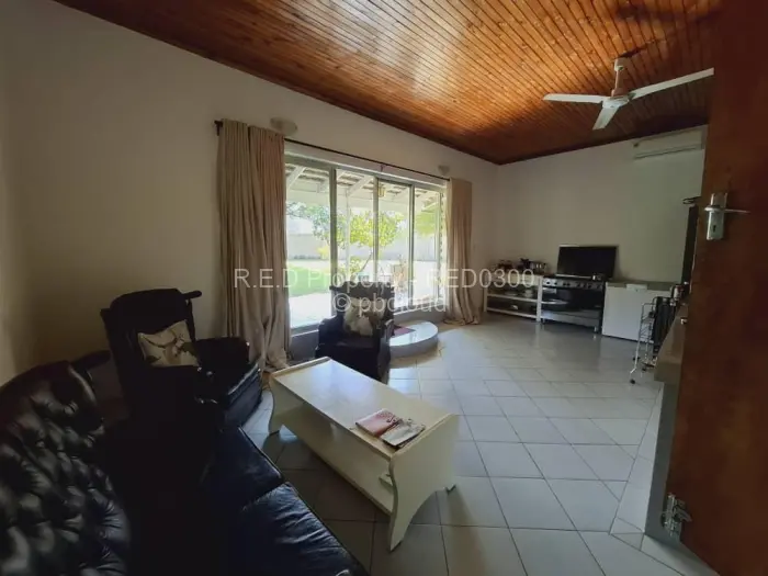 4 Bedroom House for Sale in Chiredzi, Chiredzi