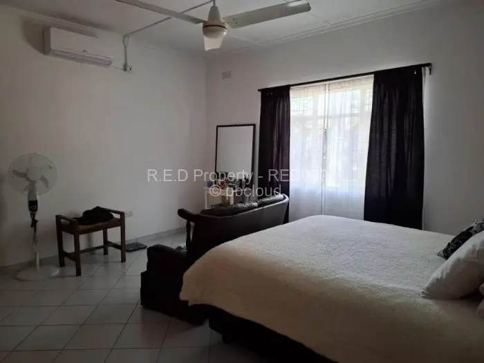 4 Bedroom House for Sale in Chiredzi, Chiredzi