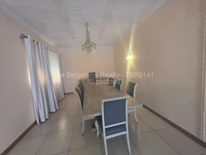 4 Bedroom House to Rent in Greendale North