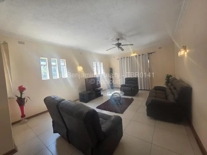 4 Bedroom House to Rent in Greendale North