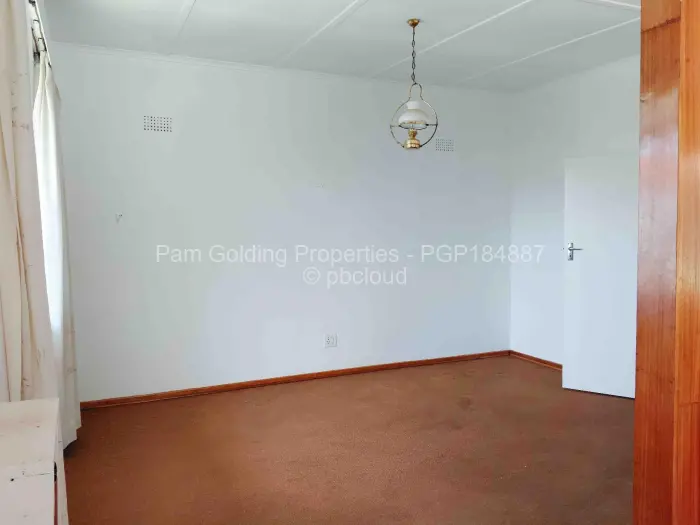 3 Bedroom House for Sale in Hillside Byo, Bulawayo