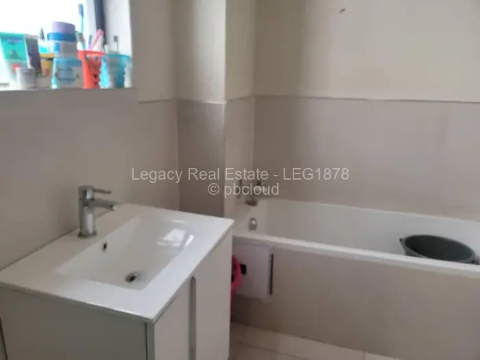 Flat/Apartment for Sale in Marlborough, Harare