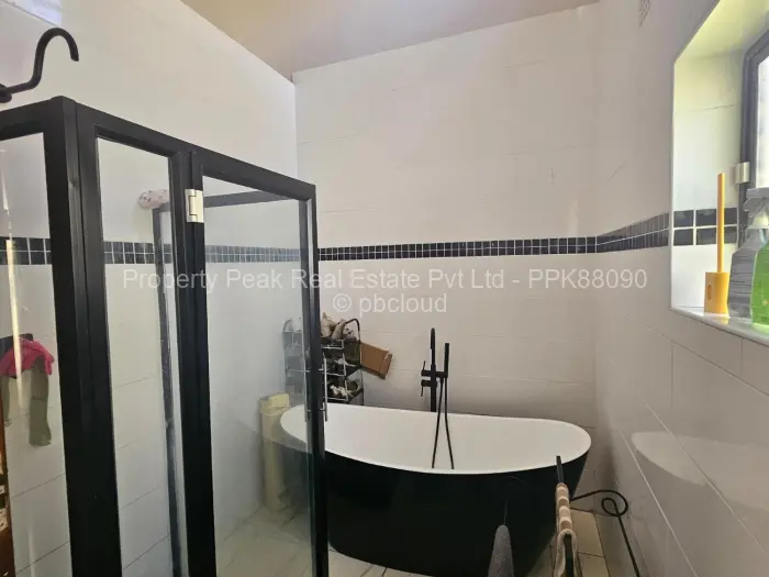 Flat/Apartment for Sale in Eastlea, Harare