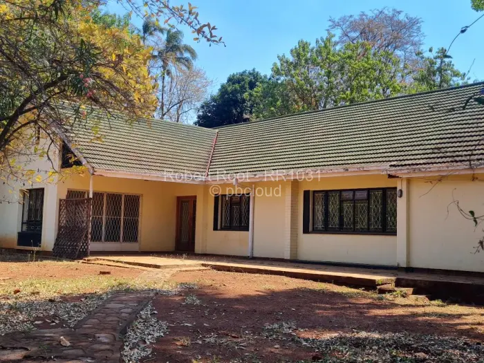 3 Bedroom House for Sale in Chisipite, Harare