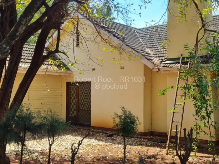 3 Bedroom House for Sale in Chisipite, Harare