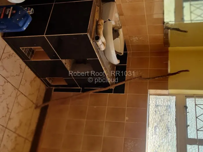 3 Bedroom House for Sale in Chisipite, Harare