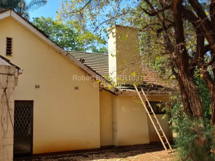 3 Bedroom House for Sale in Chisipite, Harare