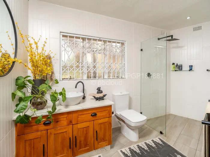 4 Bedroom House for Sale in Greystone Park, Harare