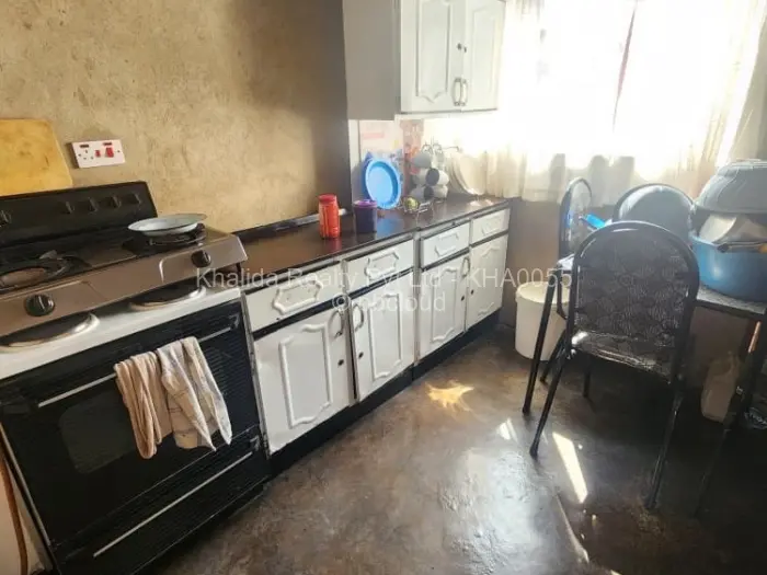 3 Bedroom House for Sale in Budiriro, Harare