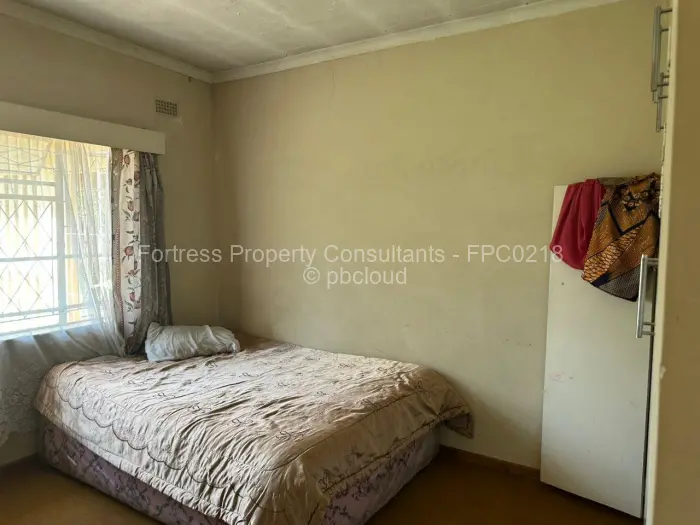 3 Bedroom House for Sale in Waterfalls, Harare