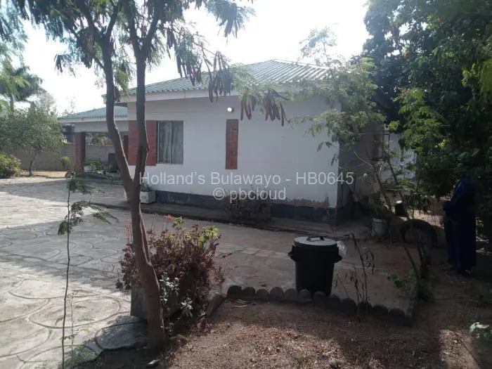 5 Bedroom House for Sale in Masvingo, Masvingo