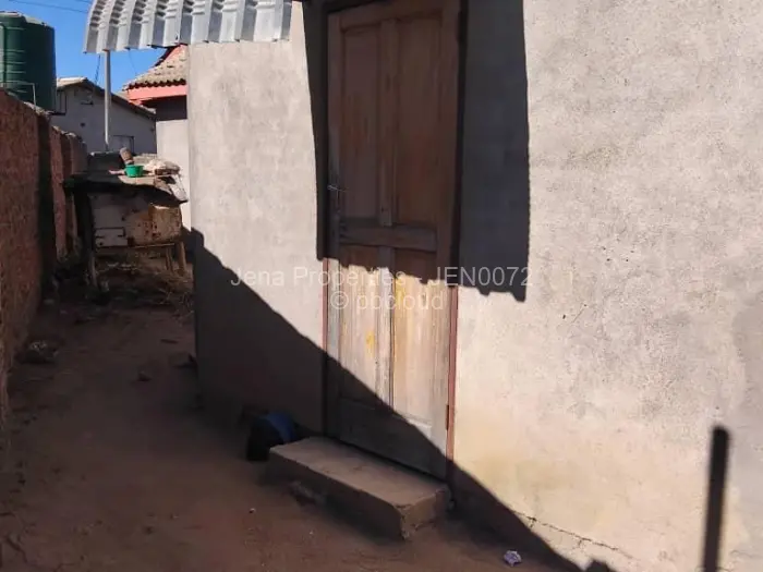 3 Bedroom House for Sale in Ruwa, Ruwa