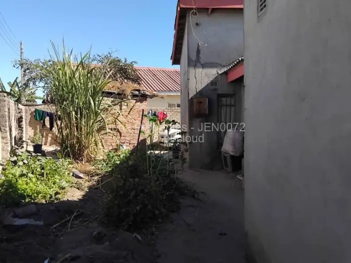3 Bedroom House for Sale in Ruwa, Ruwa
